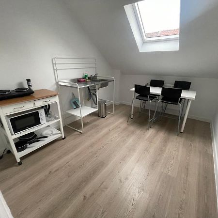 Schaerbeek Room 1 Brussels Luaran gambar